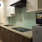Green River Hotel & Apartment