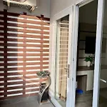 Green River Hotel & Apartment