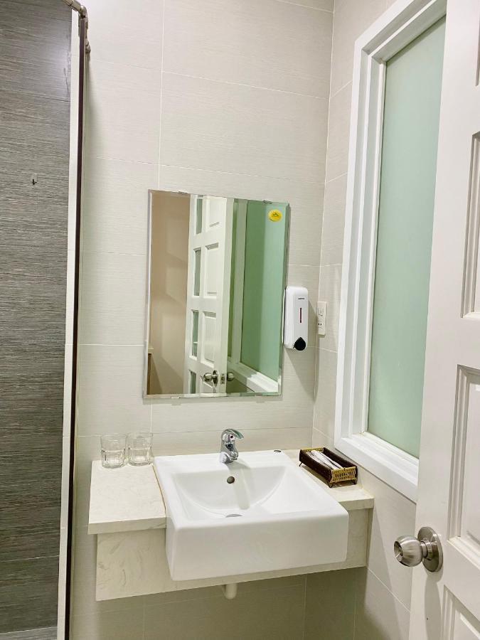 Căn hộ Green River Hotel & Apartment *